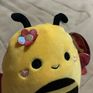 Sunny the Bee Squishmallow